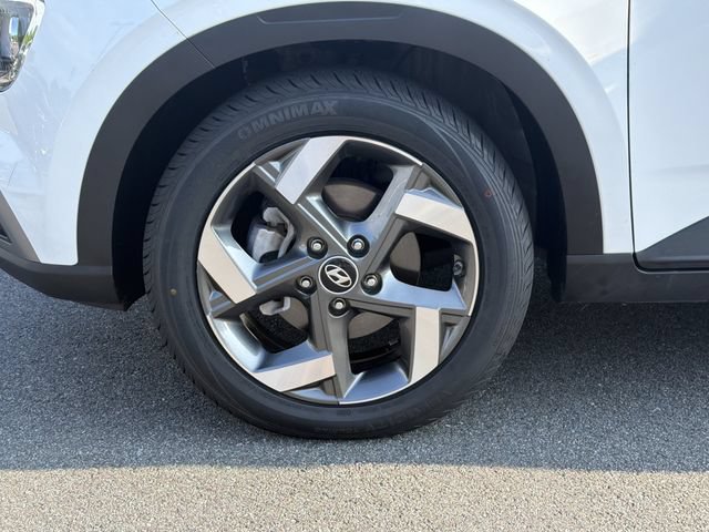 Used 2021 Hyundai Venue SEL FWD image 13