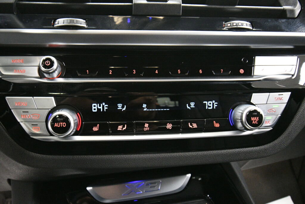 Used 2021 BMW X3 xDrive30i w/ Convenience Package (ZC2) image 17