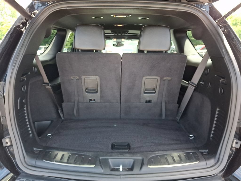 Used 2021 Dodge Durango R/T w/ Blacktop Package AWD/4WD image 31