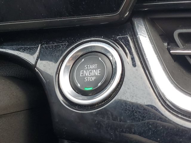 Used 2025 Chevrolet Trax RS w/ Sunroof Package FWD image 23