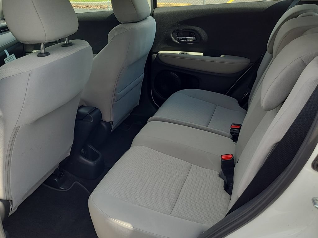 Used 2021 Honda HR-V LX image 8