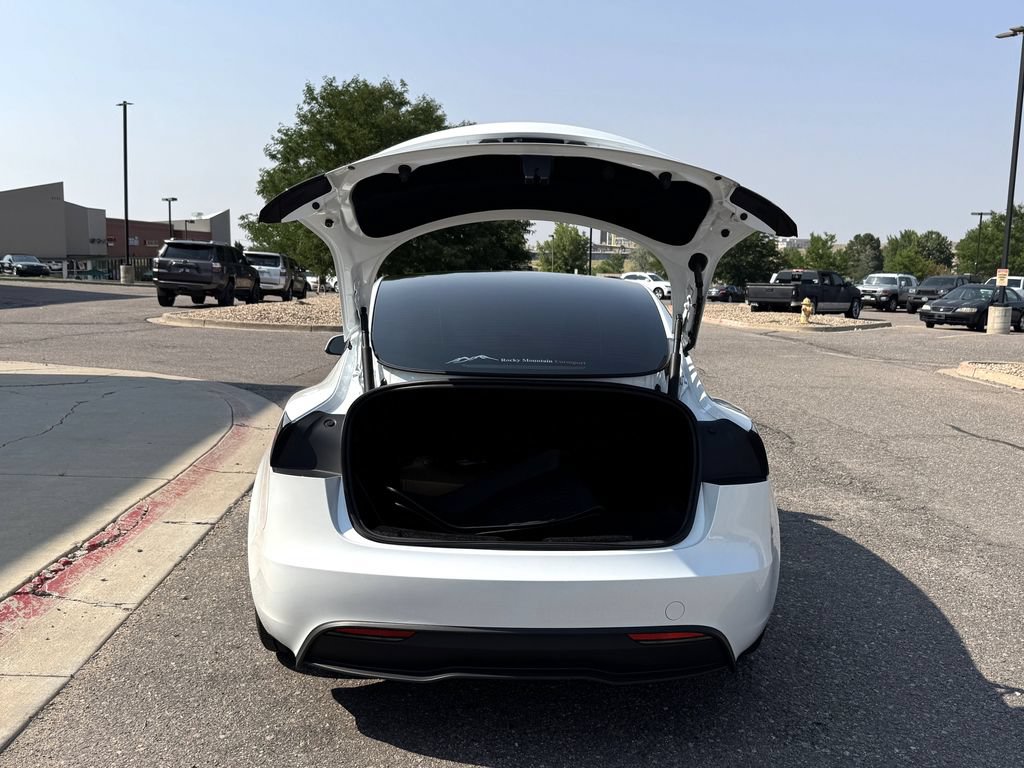 Used 2025 Tesla Model 3 Long Range AWD/4WD image 9