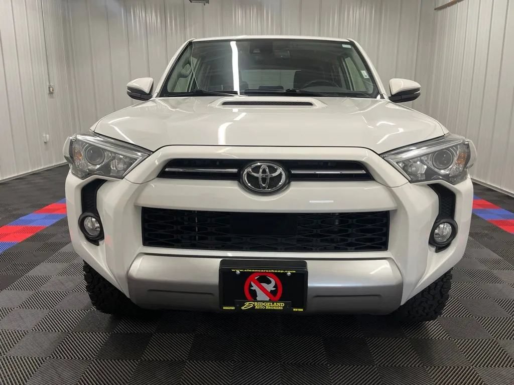 Used 2020 Toyota 4Runner TRD Off-Road Premium w/ Moonroof Package AWD/4WD image 9
