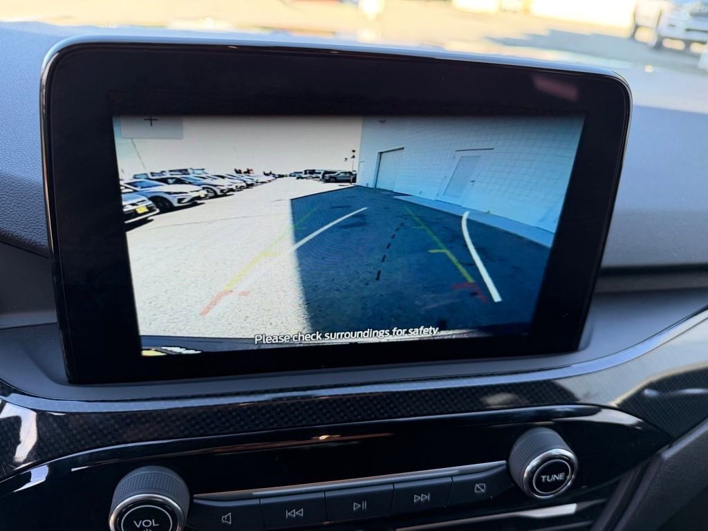 Used 2025 Ford Escape ST-Line image 24