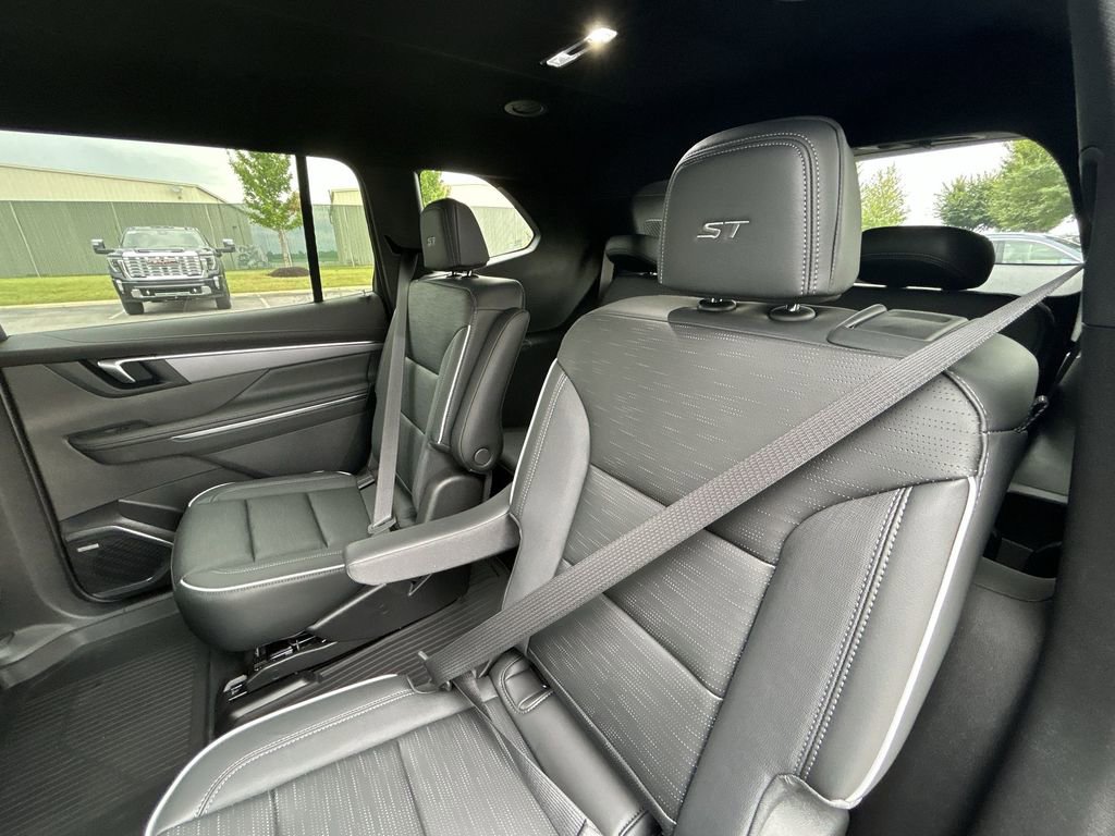 New 2026 Buick Enclave Sport Touring w/ LPO, Floor Liner Package image 26