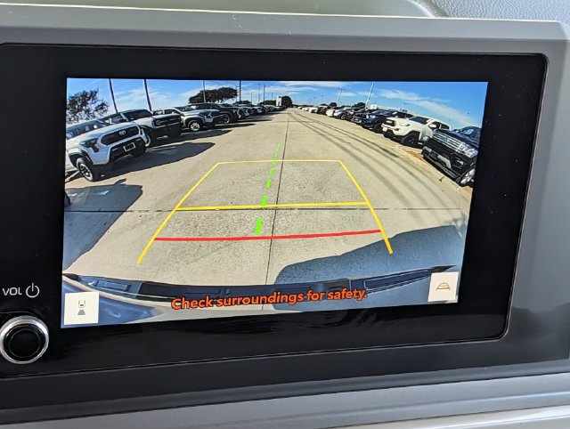 Certified 2024 Toyota Tacoma SR5 AWD/4WD image 18