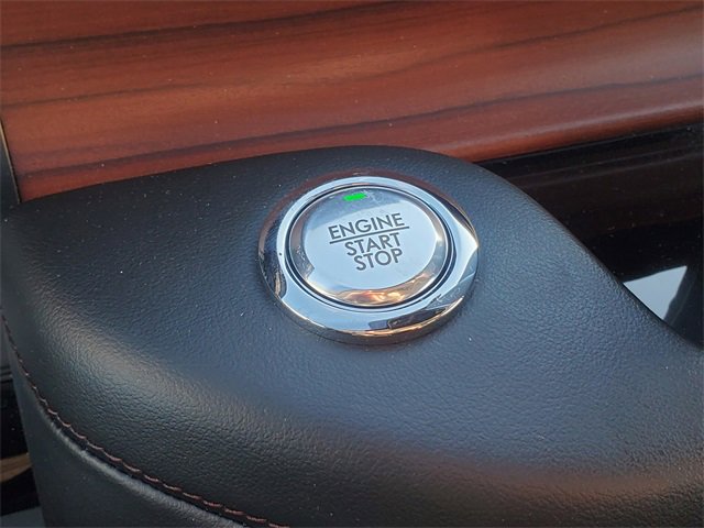 Used 2023 Lincoln Aviator Reserve w/ Equipment Group 201A image 18