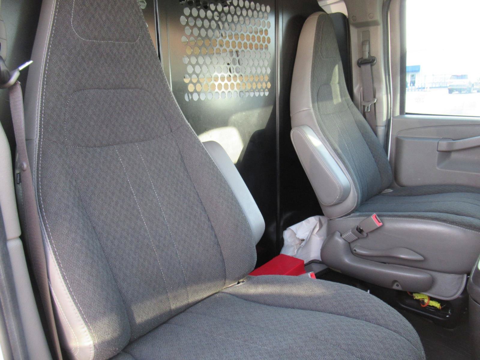 Used 2025 Chevrolet Express 2500 w/ Driver Convenience Package RWD image 11