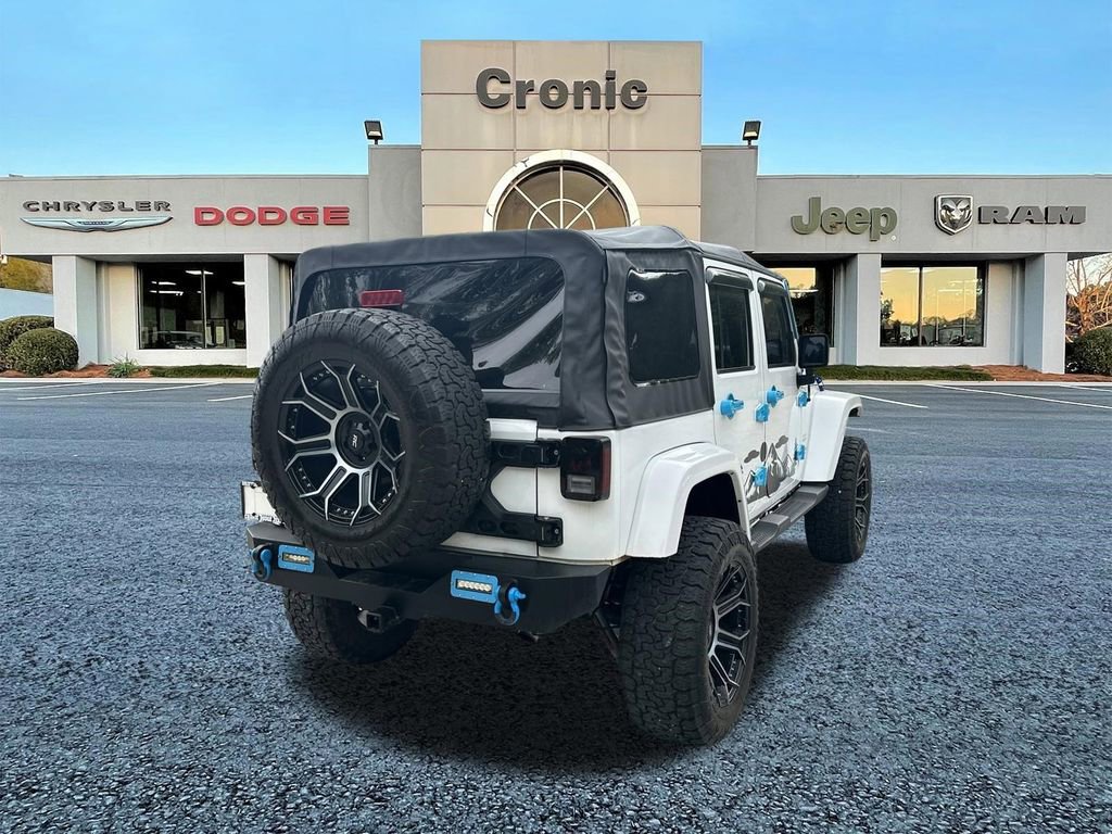 Used 2017 Jeep Wrangler Unlimited Sahara image 3