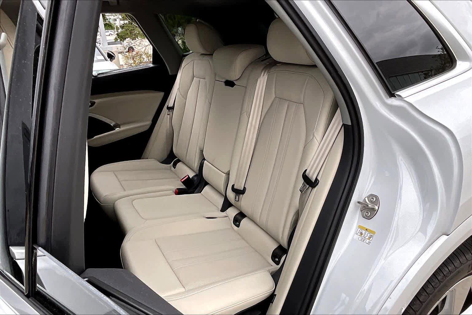 Used 2025 Audi Q5 Premium Plus w/ Premium Plus image 21