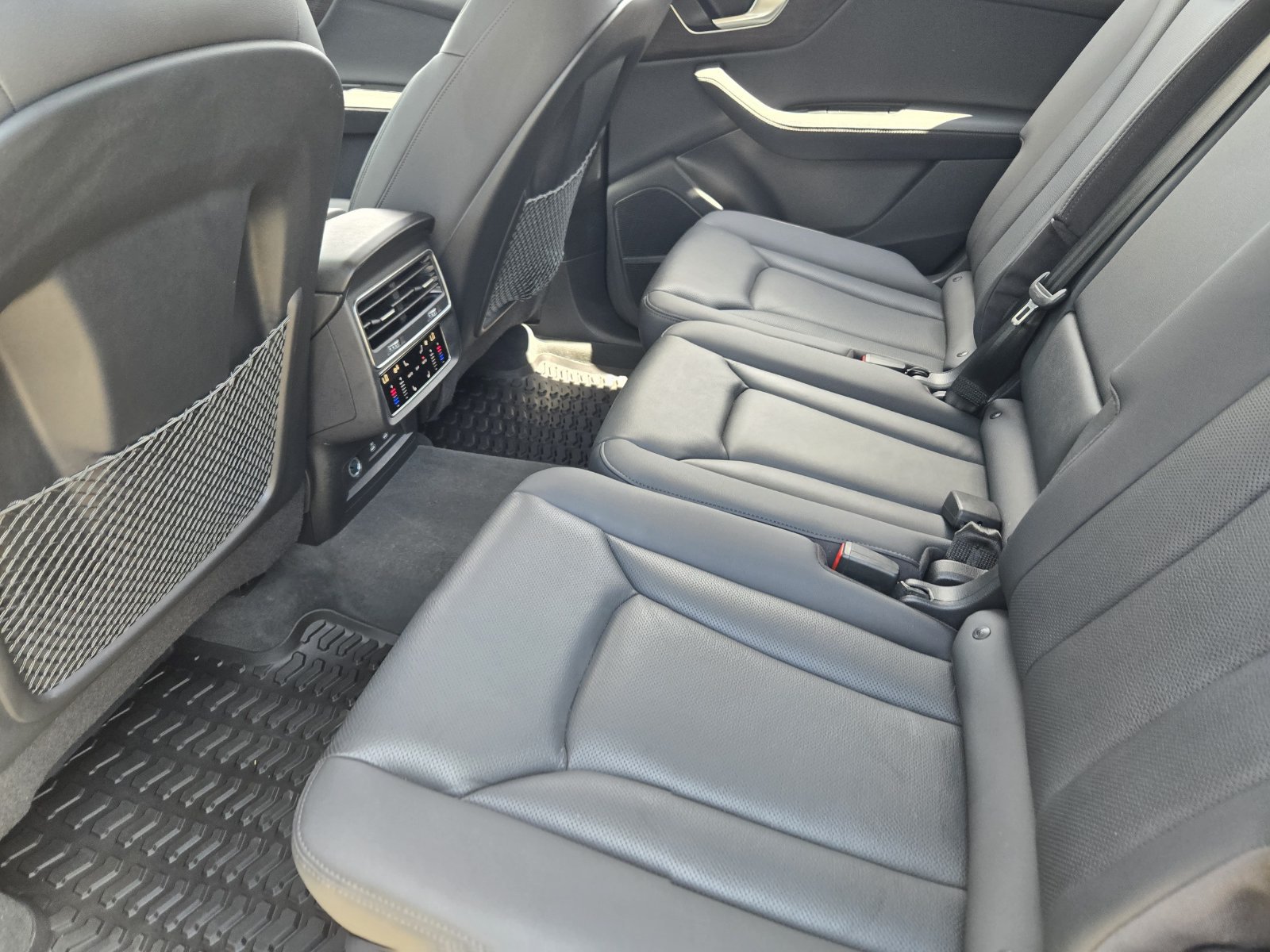 Used 2022 Audi Q7 3.0T Prestige AWD/4WD image 34