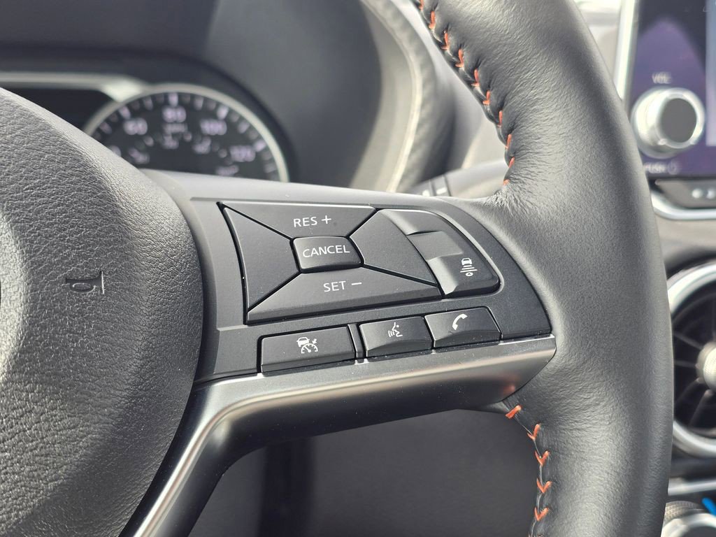 Used 2024 Nissan Sentra SR w/ SR Premium Package FWD image 32