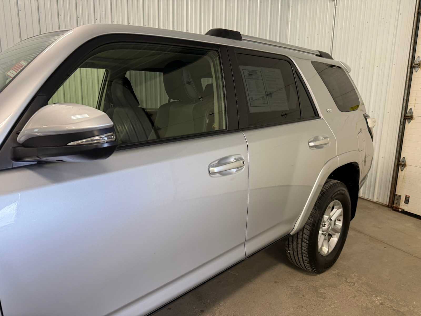 Used 2019 Toyota 4Runner SR5 Premium AWD/4WD image 7