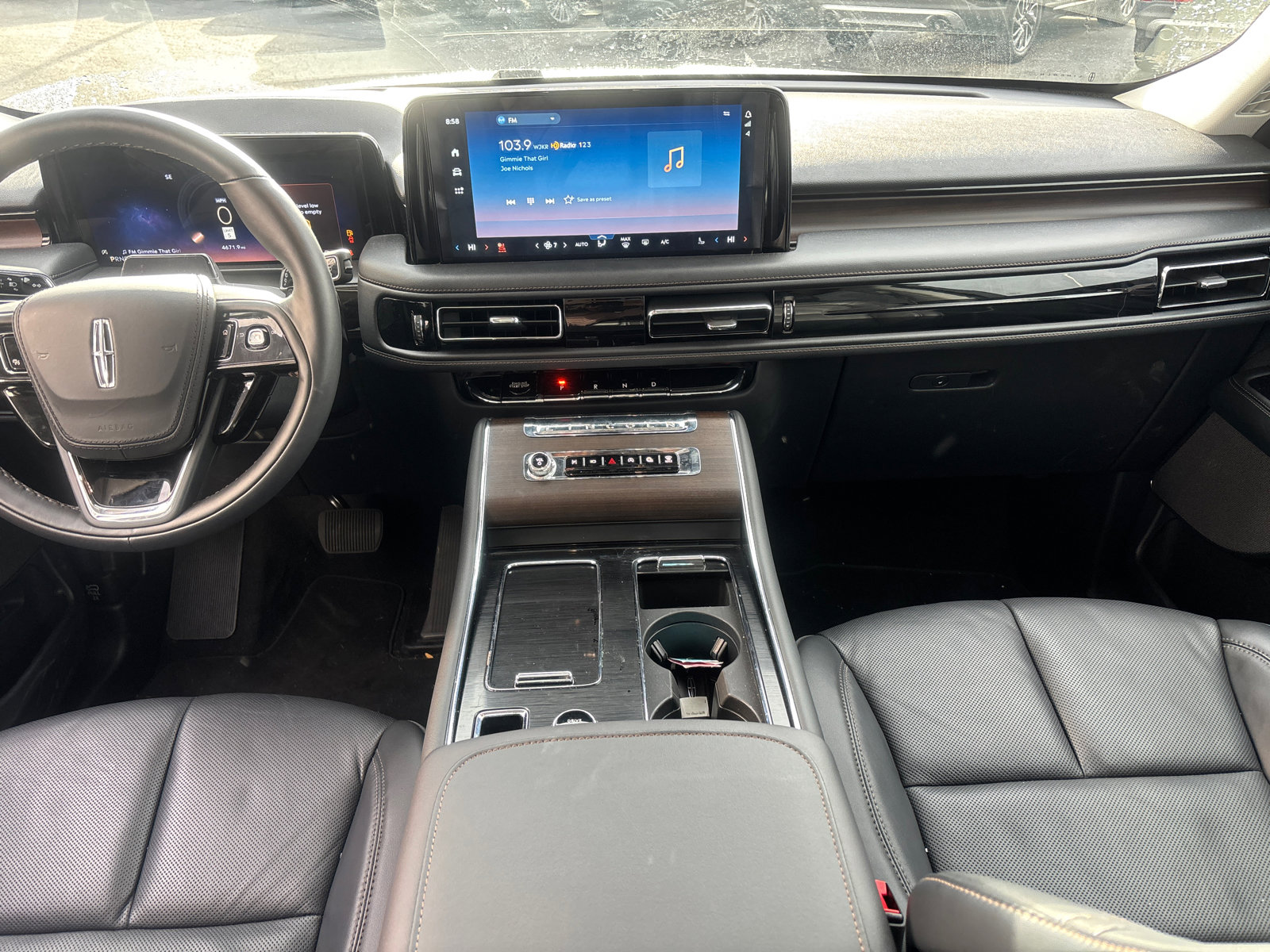 New 2025 Lincoln Aviator Reserve image 30