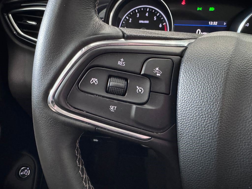 Certified 2021 Buick Encore GX Select w/ Sport Touring Package image 16