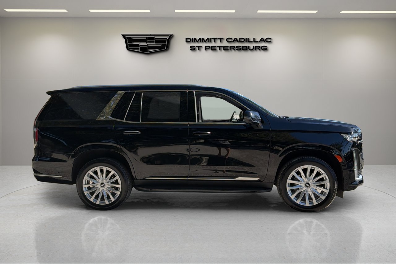 Used 2023 Cadillac Escalade Luxury RWD image 6
