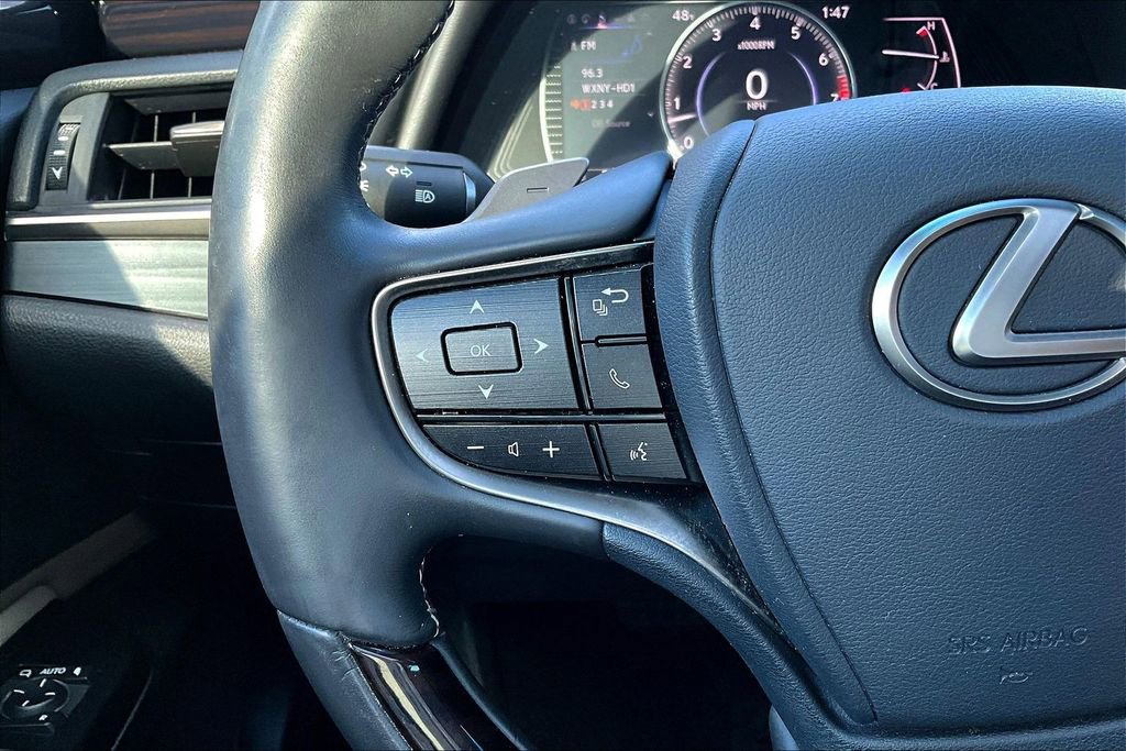 Used 2020 Lexus ES 350 w/ Premium Package image 11