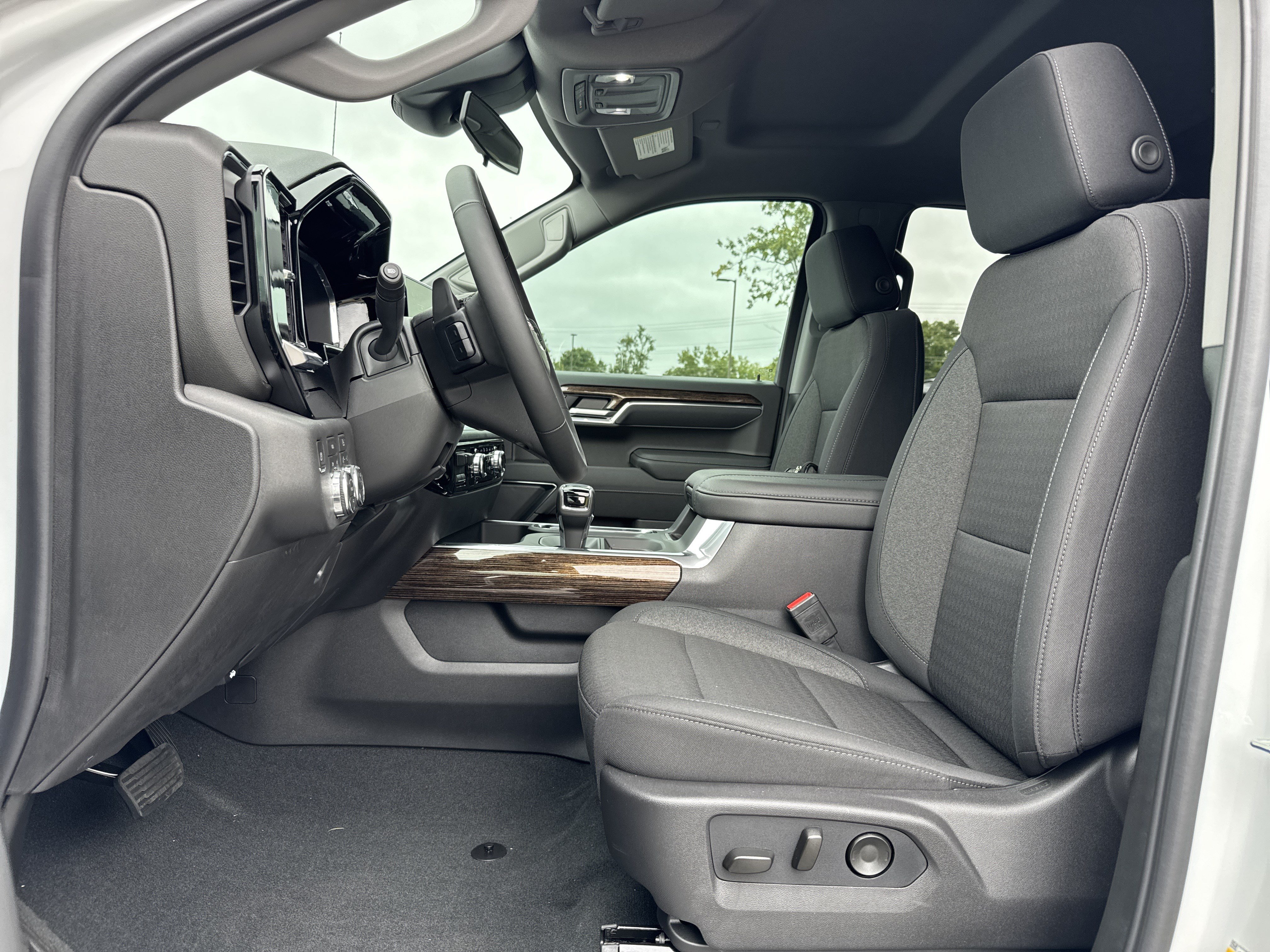 New 2026 GMC Sierra 1500 Elevation AWD/4WD image 16
