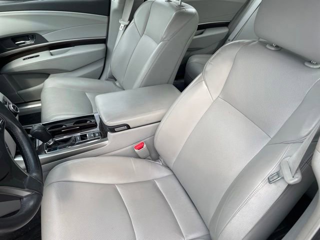 Used 2017 Acura RLX w/ Technology Package FWD image 11