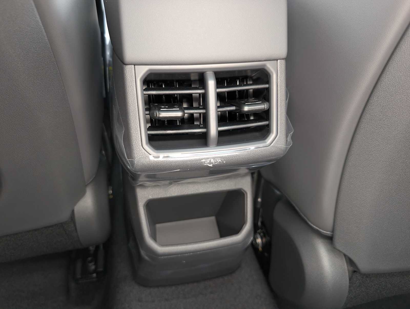 New 2027 Kia Seltos X-Line S w/ X-Line S Premium Package AWD/4WD image 16