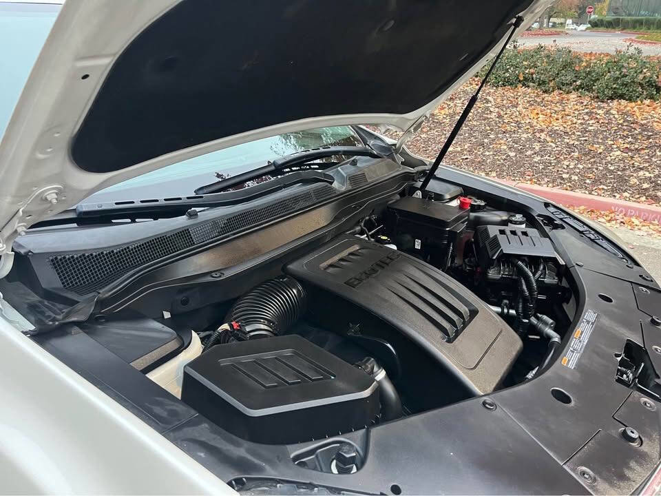 Used 2013 Chevrolet Equinox LTZ image 3