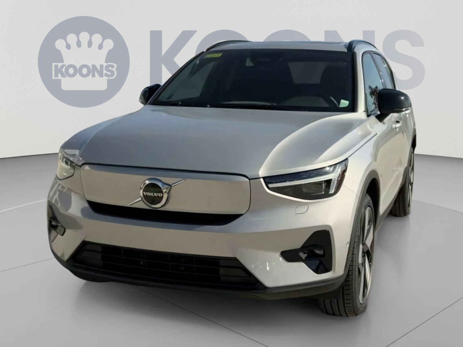 Certified 2023 Volvo XC40 Recharge Ultimate AWD/4WD image 4