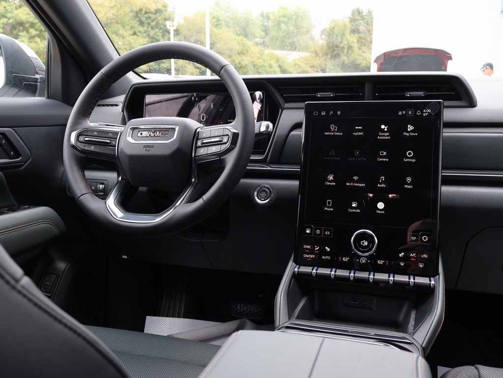 New 2026 GMC Terrain AT4 w/ Technology Package II image 27