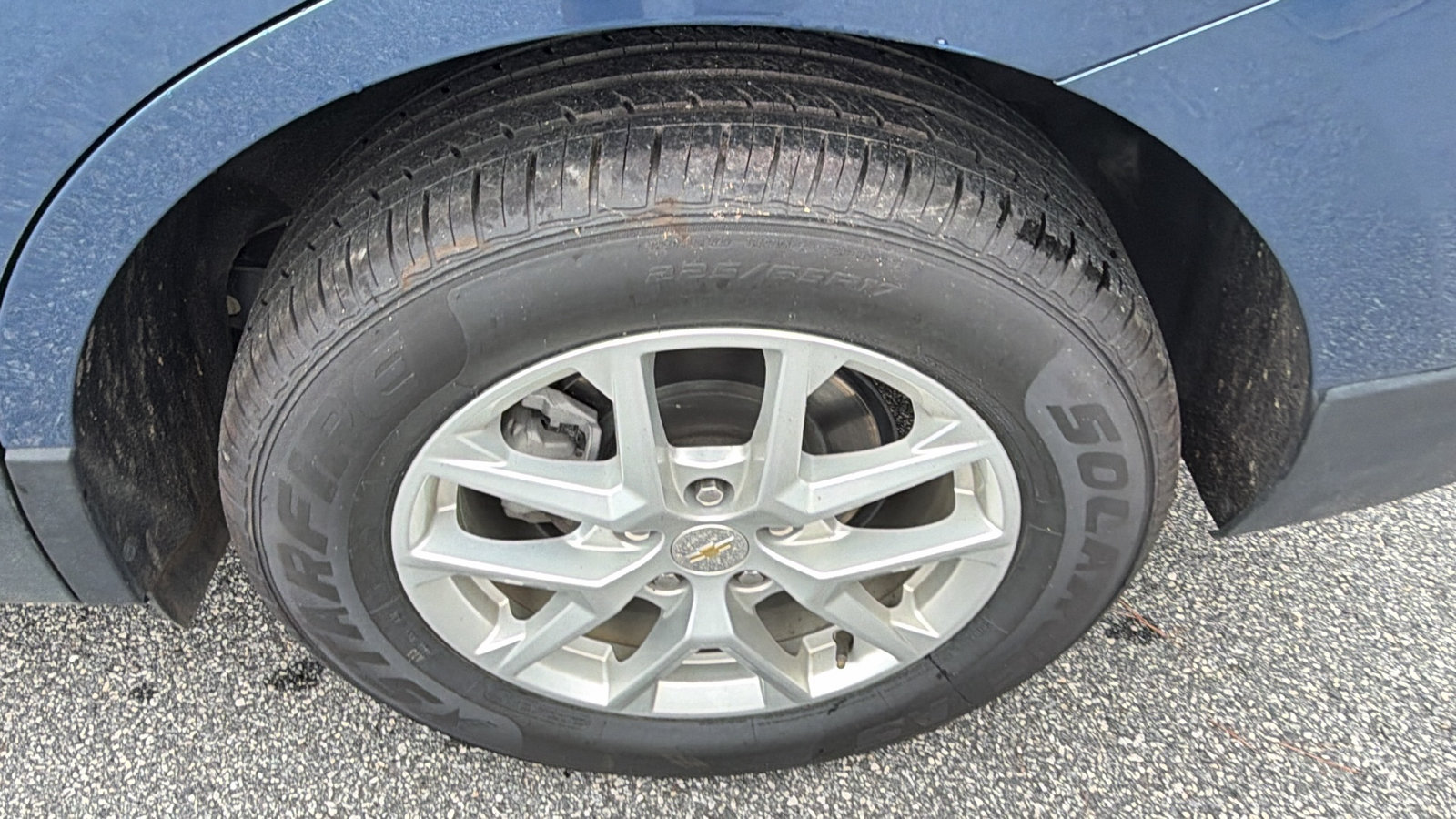 Used 2024 Chevrolet Equinox LT AWD/4WD image 12