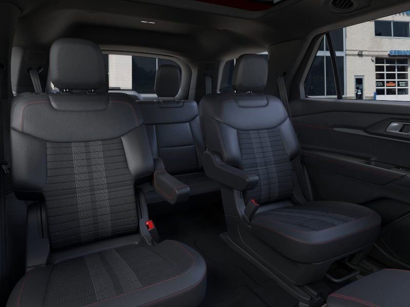 New 2026 Ford Explorer ST-Line w/ ST-Line Street Pack image 11