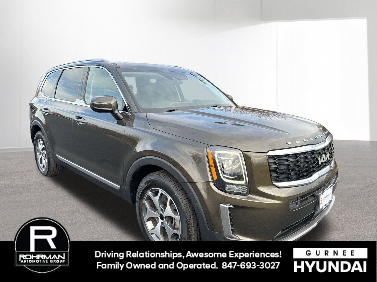 Used 2022 Kia Telluride EX image 2