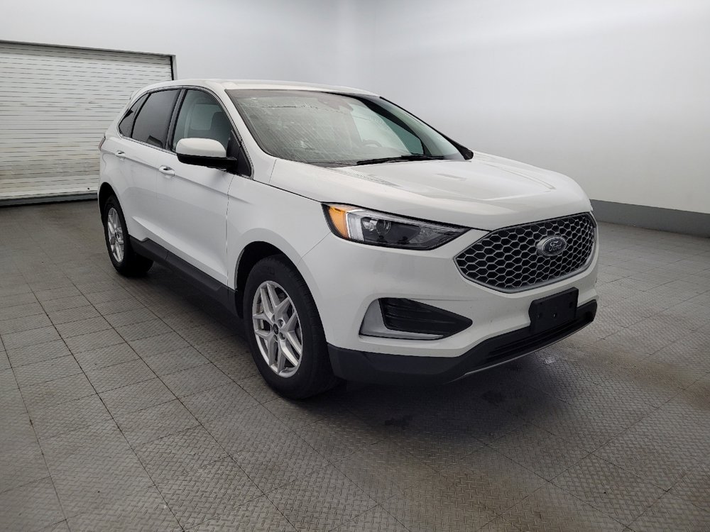 Used 2024 Ford Edge SEL image 13