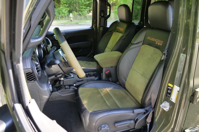 Used 2023 Jeep Wrangler Unlimited Rubicon 392 image 3