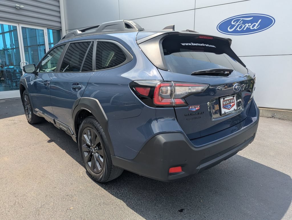 Used 2025 Subaru Outback Onyx Edition AWD/4WD image 3