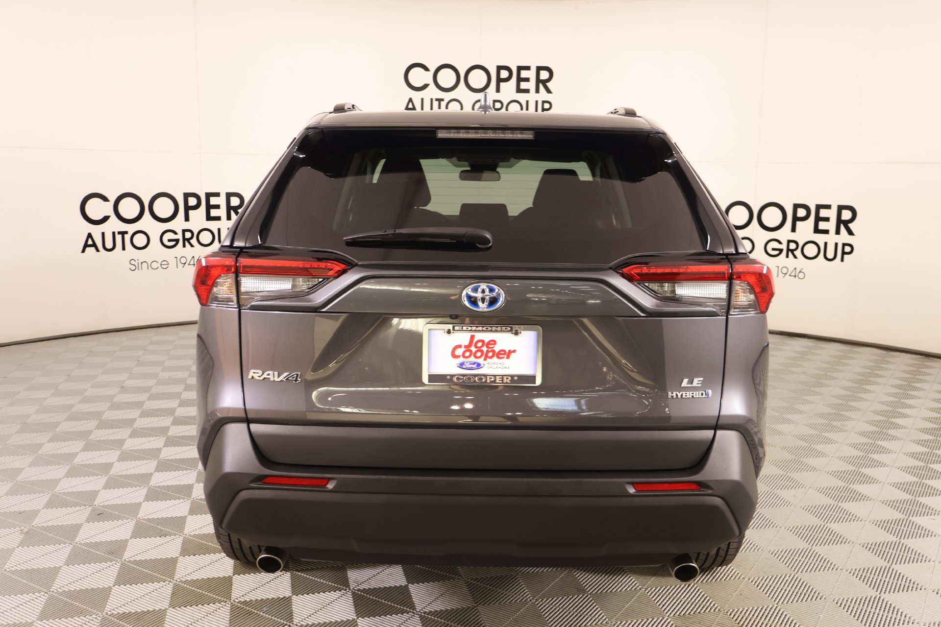 Used 2024 Toyota RAV4 LE AWD/4WD image 20