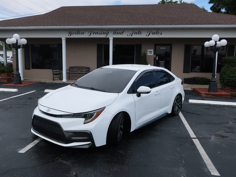 Used 2022 Toyota Corolla SE FWD image 1