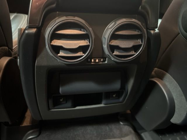 Used 2016 Land Rover LR4 HSE LUX image 55