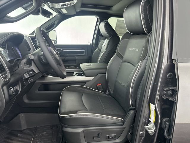 New 2025 RAM 2500 Laramie AWD/4WD image 23