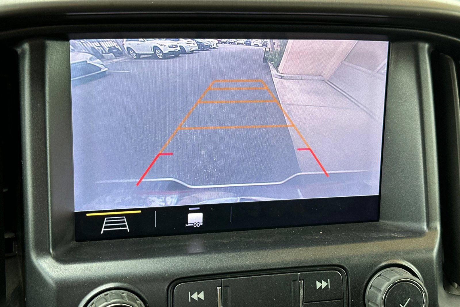 Used 2022 GMC Canyon AT4 w/ Driver Alert Package AWD/4WD image 19
