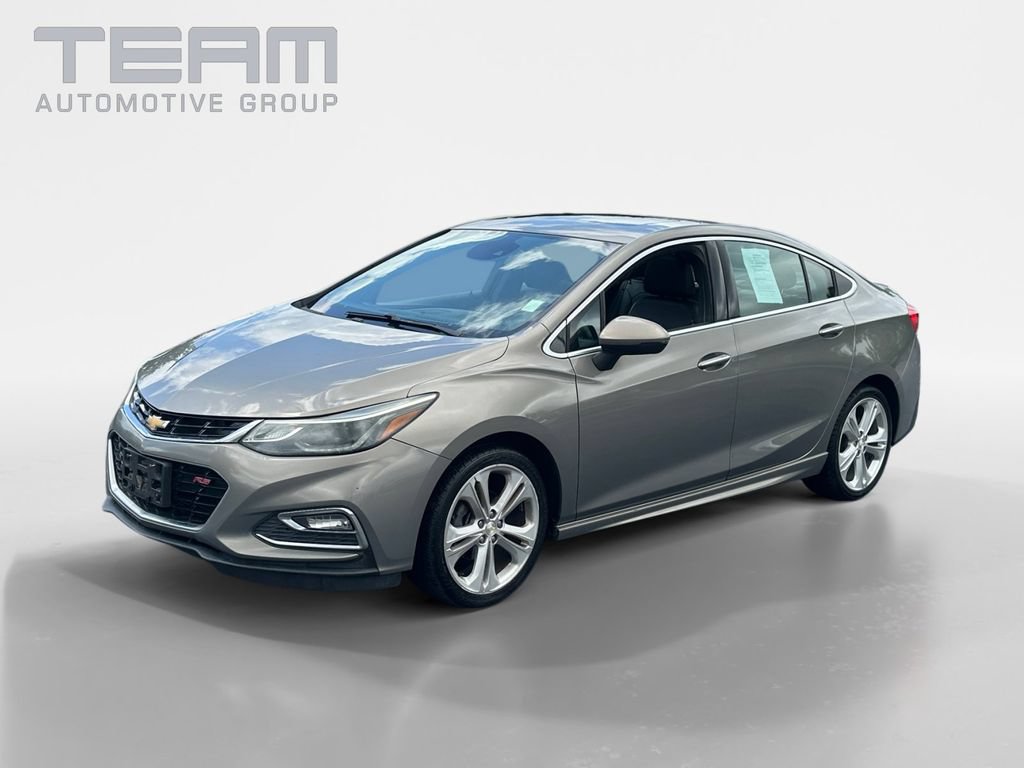 Used 2017 Chevrolet Cruze Premier FWD image 3