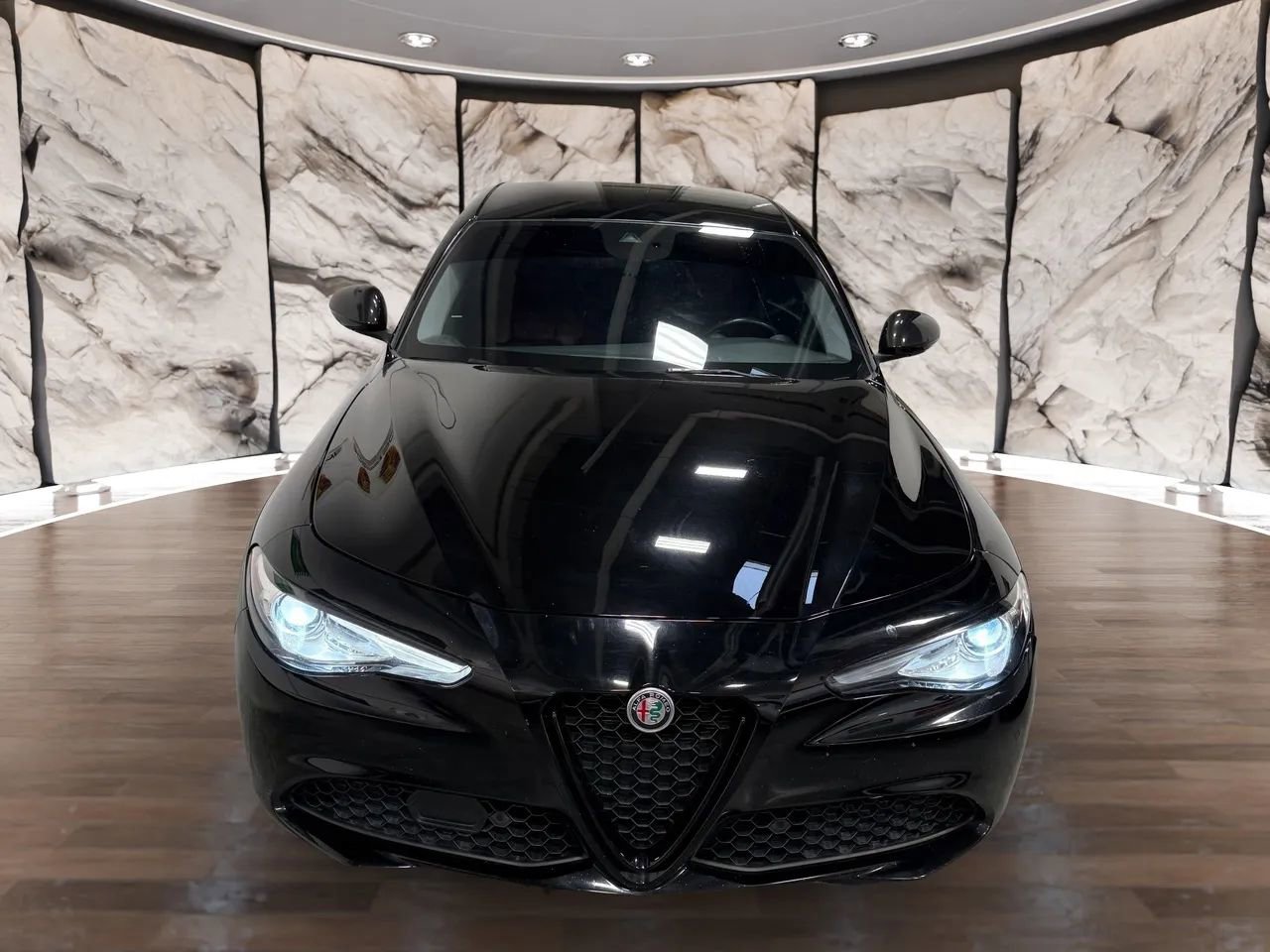 Used 2021 Alfa Romeo Giulia Sprint w/ Nero Edizione image 3