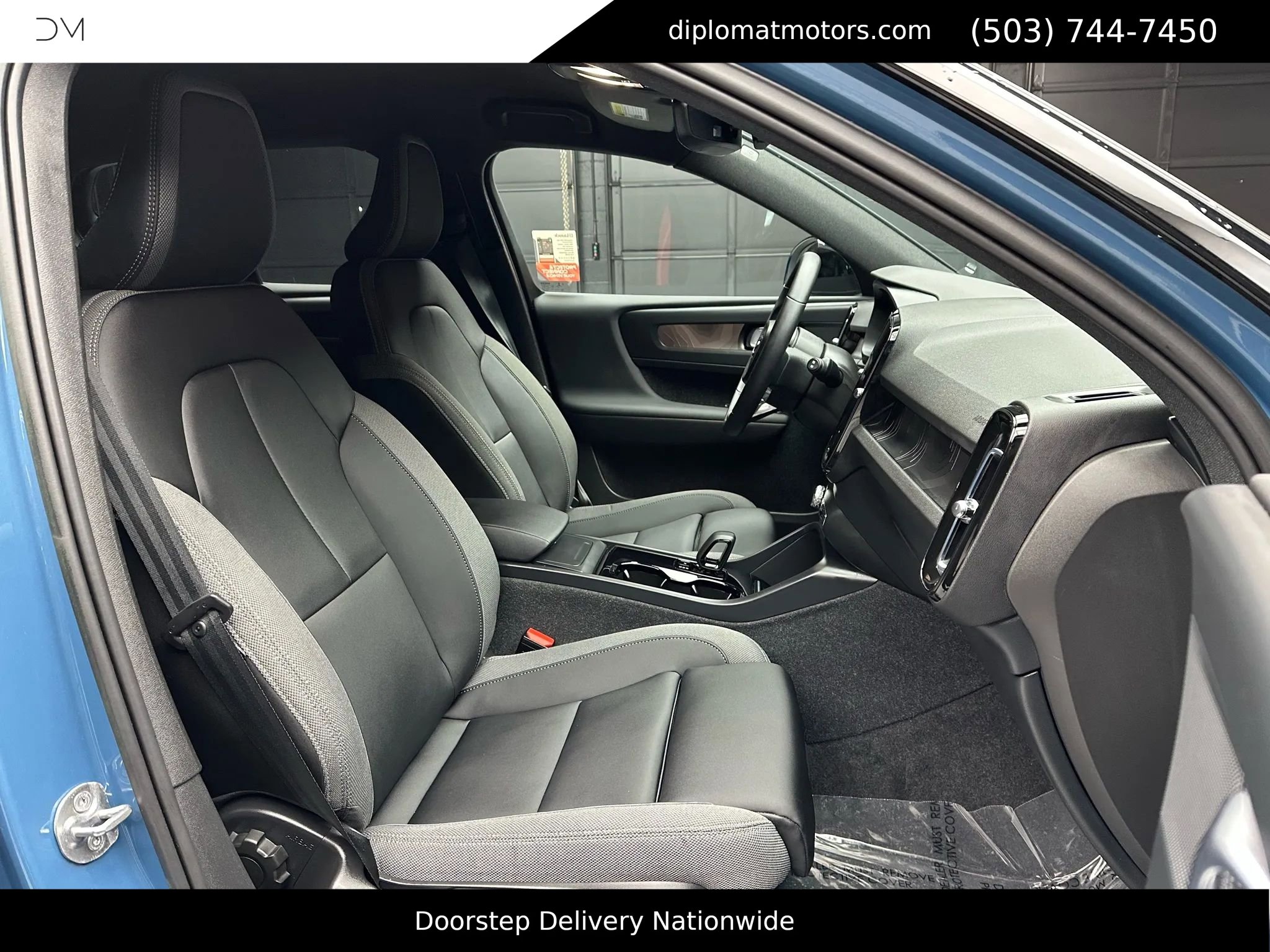 Used 2023 Volvo XC40 Recharge Core image 19