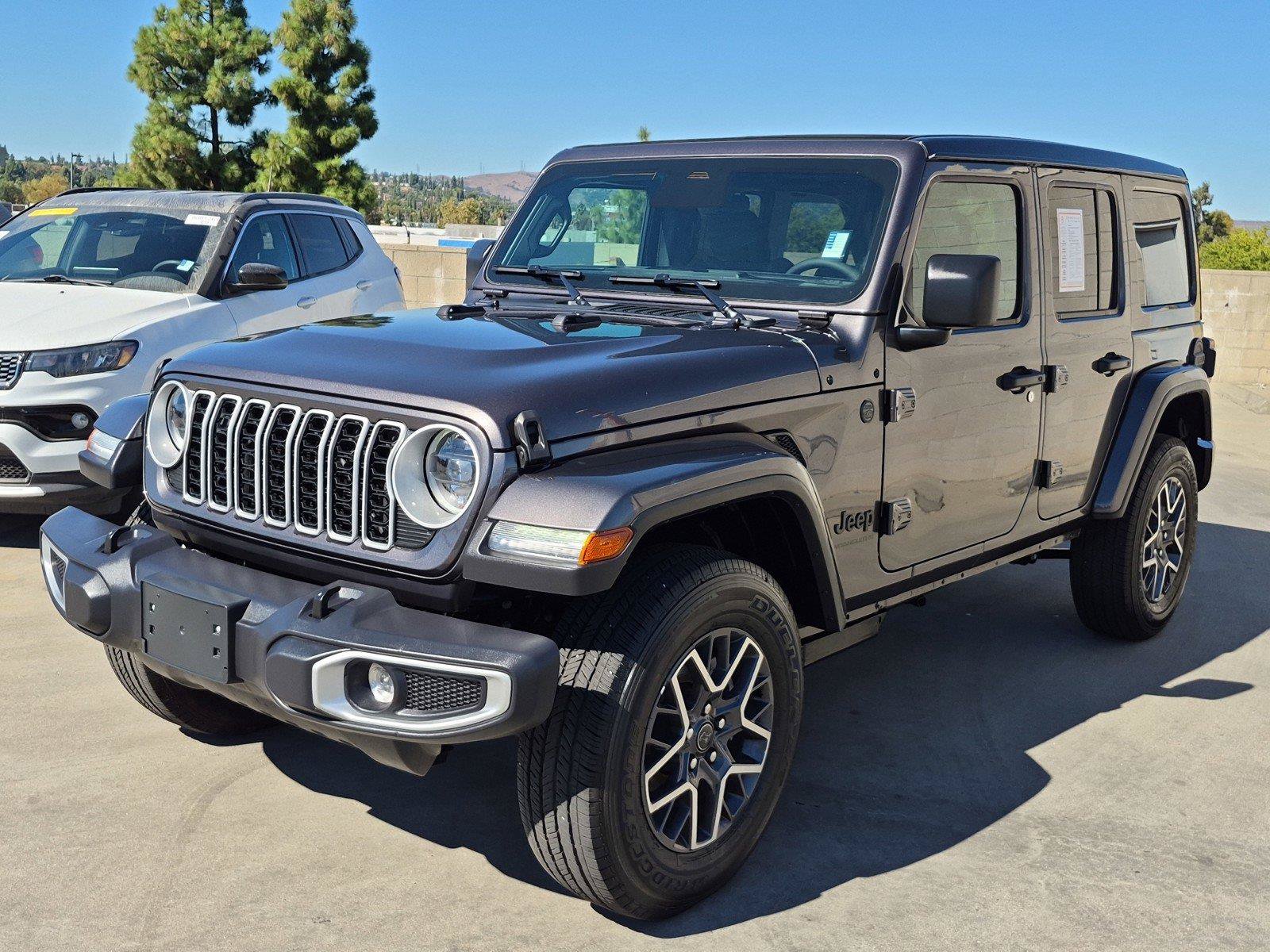 Certified 2026 Jeep Wrangler Unlimited Sahara AWD/4WD image 4