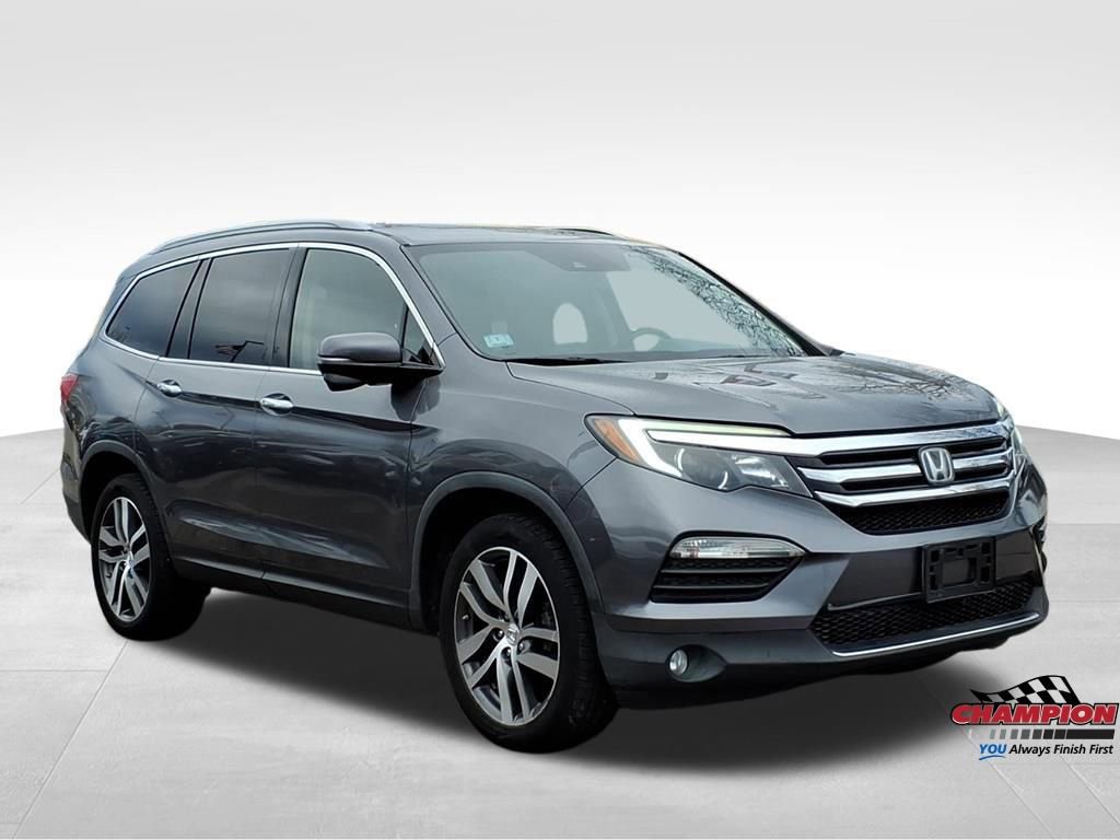 Used 2016 Honda Pilot Touring video 3
