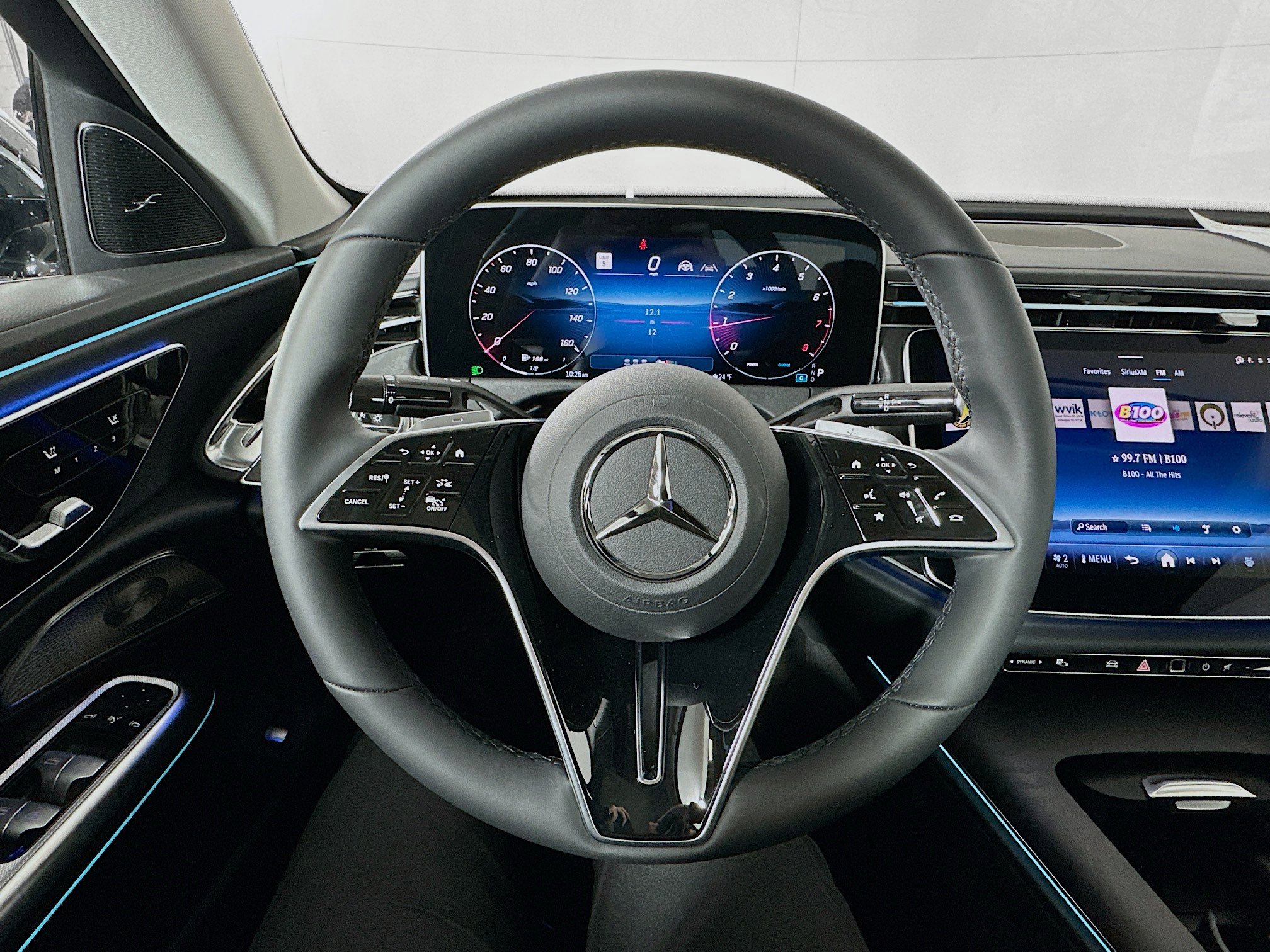 New 2026 Mercedes-Benz E 350 4MATIC Sedan image 11