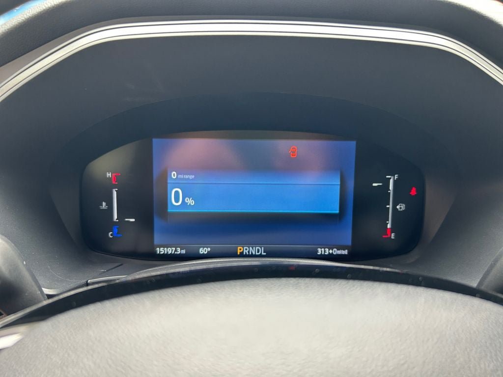 Used 2025 Ford Escape SE FWD image 14