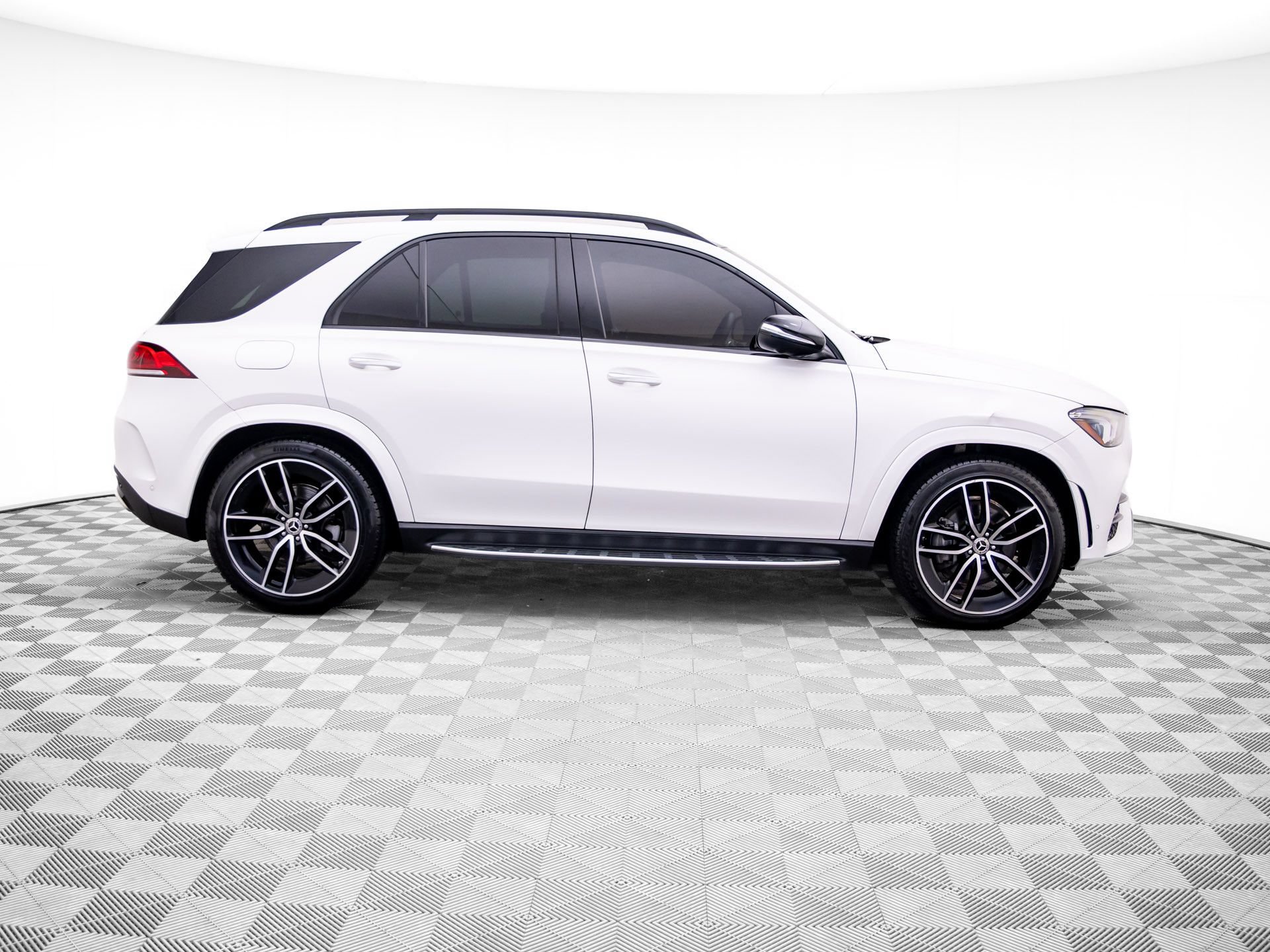 Used 2023 Mercedes-Benz GLE 580 4MATIC image 6