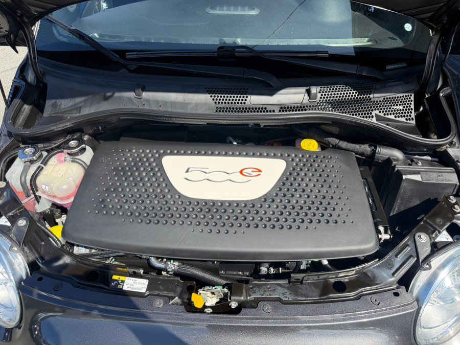 Used 2017 FIAT 500 e FWD image 36