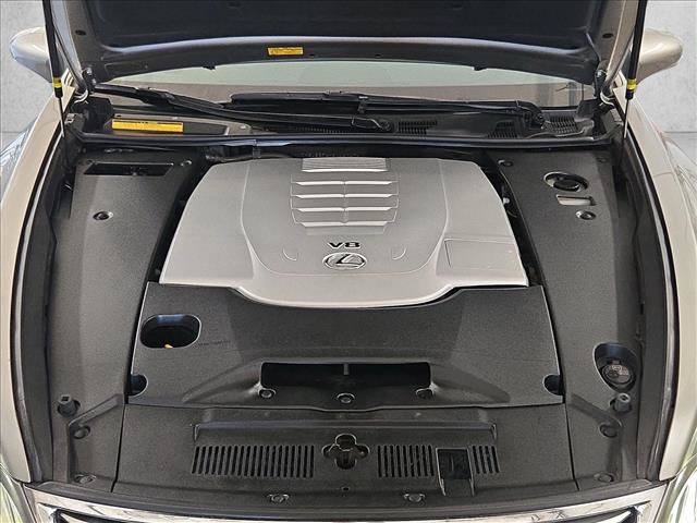 Used 2017 Lexus LS 460 w/ Comfort Package RWD image 21