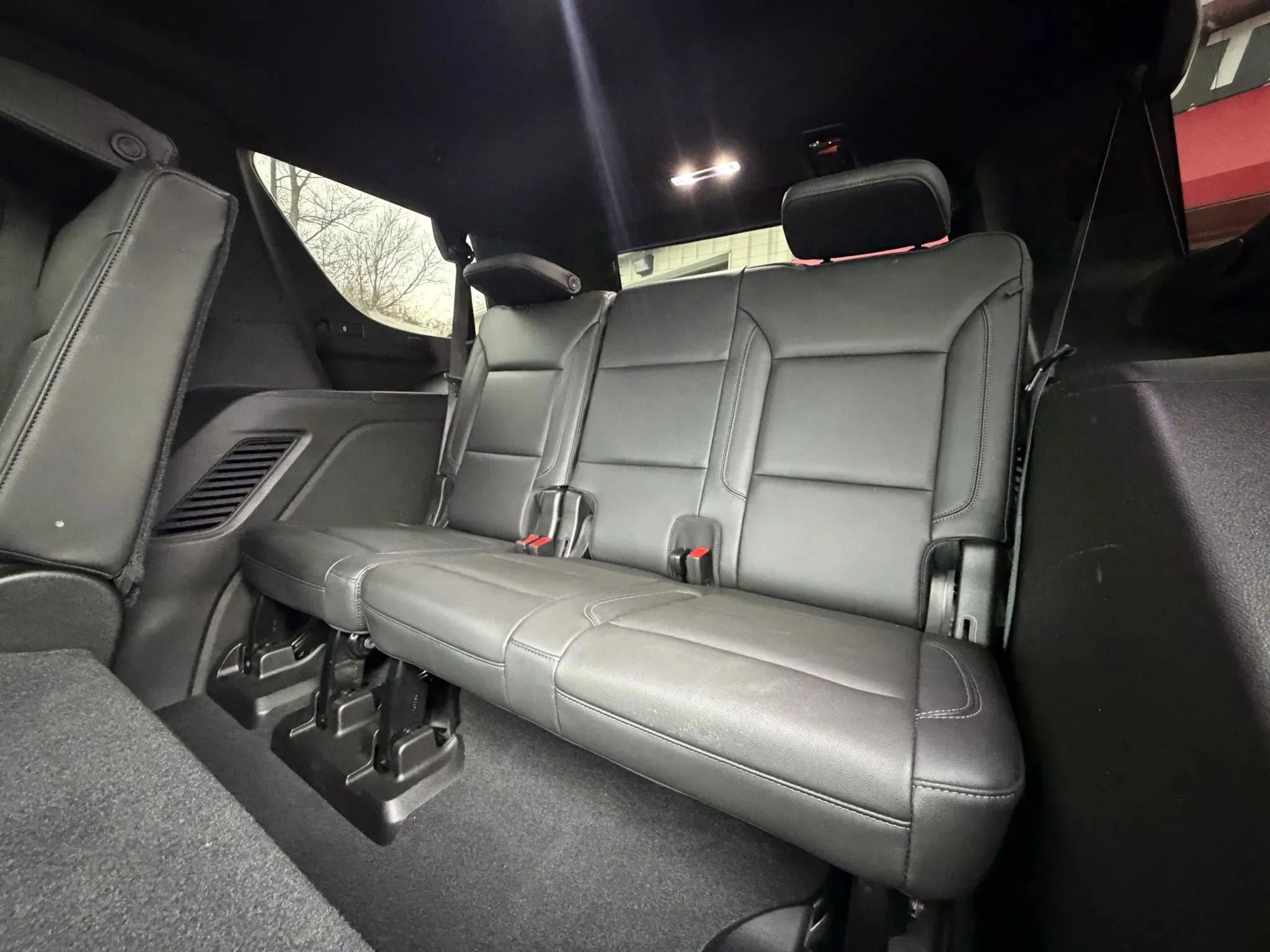 Used 2021 Chevrolet Tahoe LT image 31