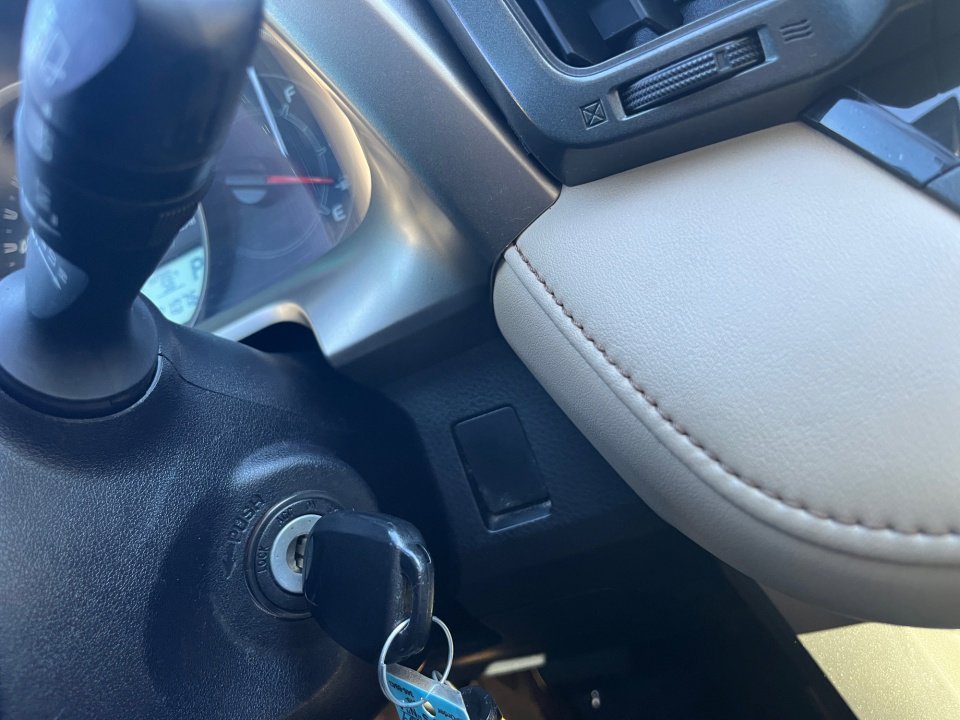 Used 2015 Toyota RAV4 XLE image 20